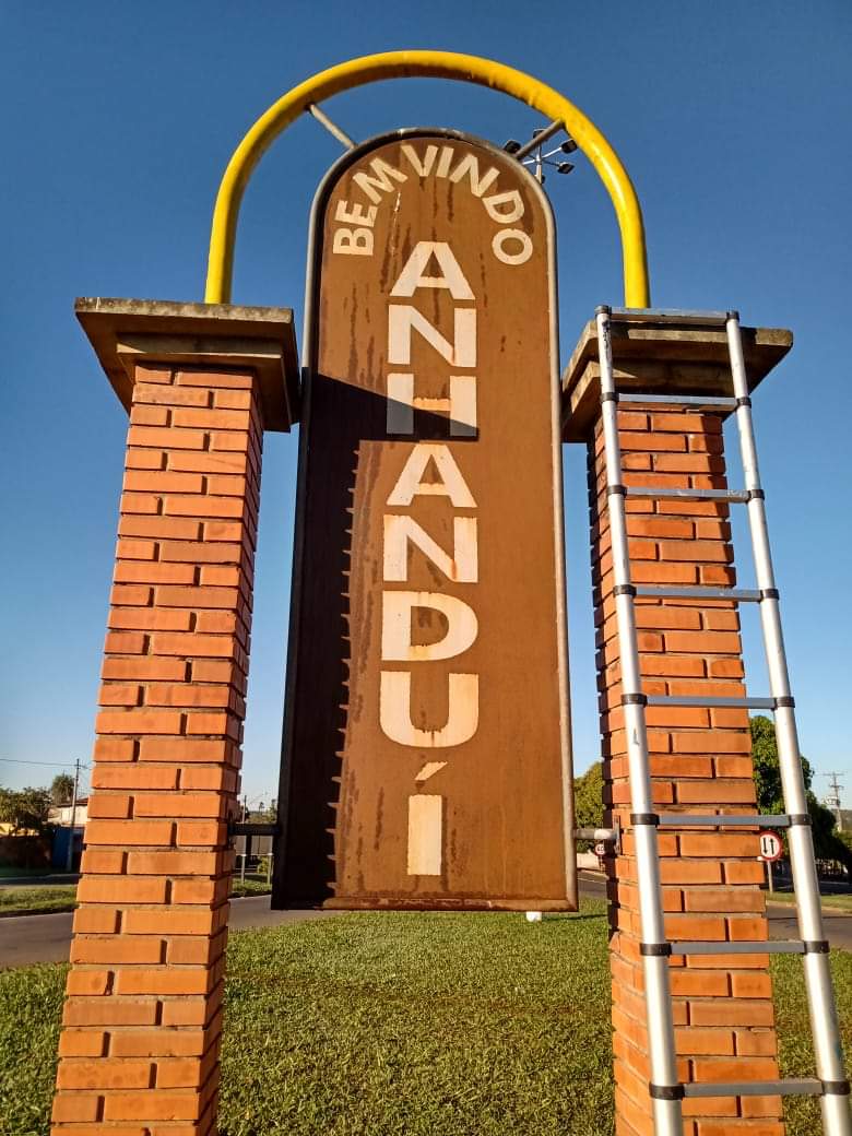 Disputas Políticas e Interesses Privados Travam o Desenvolvimento do Distrito de Anhanduí